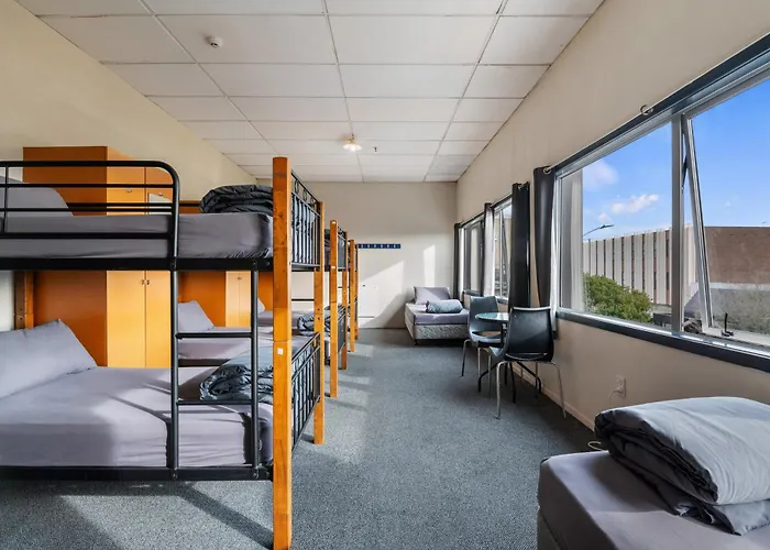 Rock Solid Backpackers Rotorua